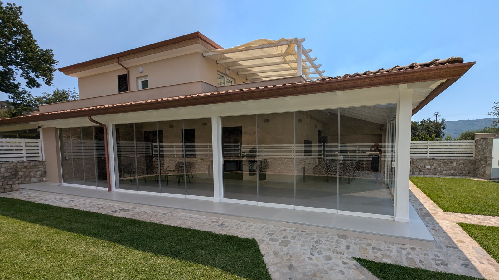 dpa-vetrate-scorrevoli-casa-giardino-01